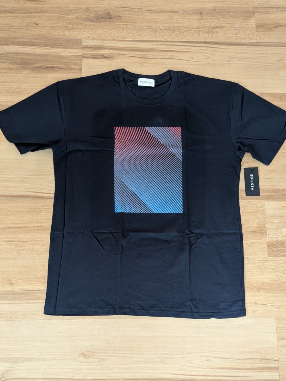 NWT Vestige Graphic Abstract Tee Black/Blue/Red 2XL Crewneck Short Sleeve
